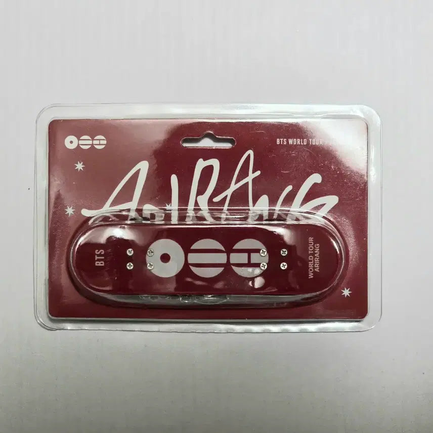 [SOLD OUT] 방탄 고양콘 굿즈 미니 스케이트보드 키링 레드 미개봉