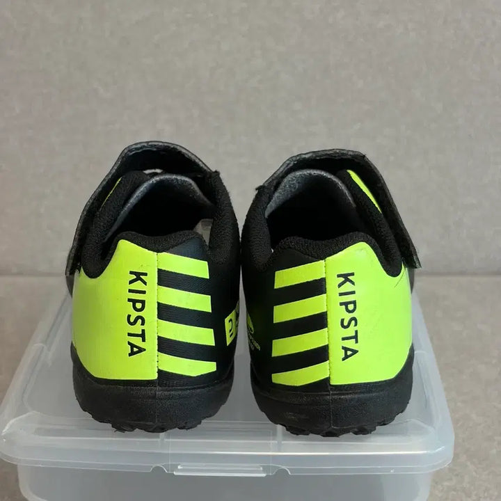[SOLD OUT] 킵스타 아동 축구화 어질리티 100 AG/FG 데카트론 풋살화 키즈 주니