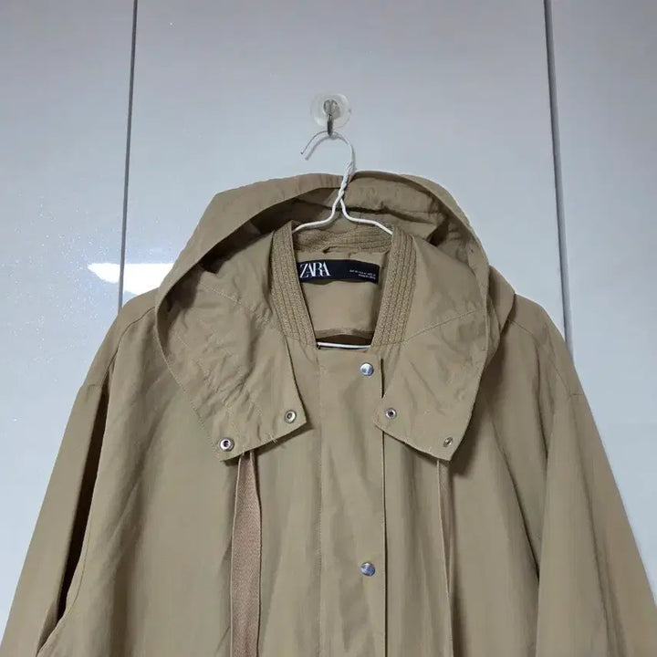 [BUNJANG] ZARA Khaki Hooded Long Parka Jacket / 자라 카키색 후드 롱 야상 점퍼