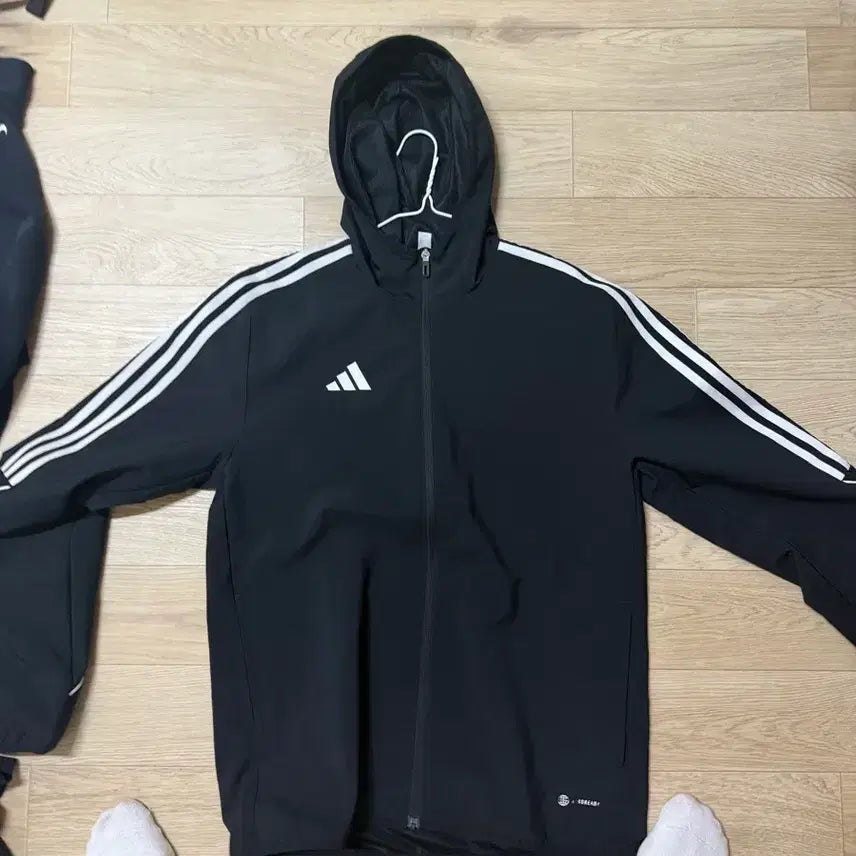 [BUNJANG] Adidas Windbreaker Training Set / 아디다스 바람막이