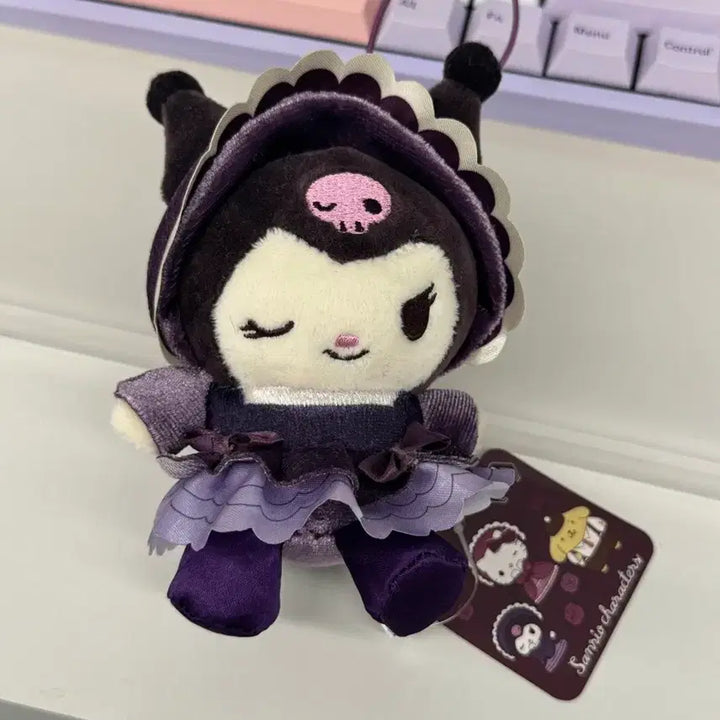 [BUNJANG] Sanrio Kuromi Classic Antique Mascot Keyring / 산리오 쿠로미 클래식 앤틱 마스코트 키링