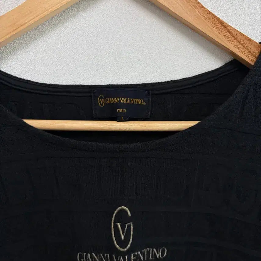 [BUNJANG] Gianni Valentino Black Logo Short Sleeve T-Shirt / 지아니 발렌티노 블랙 로고 반팔 티셔츠