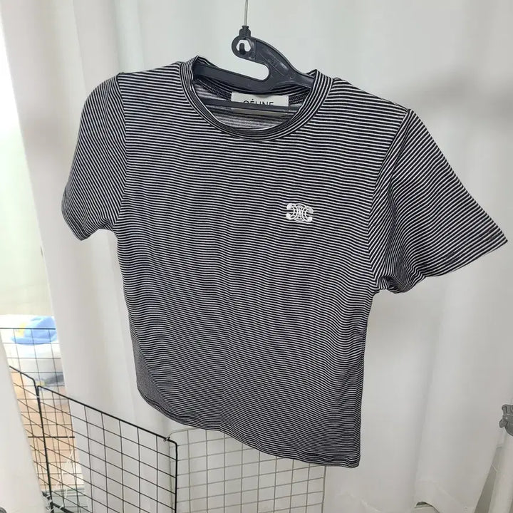 [BUNJANG] Celine Triomphe Stripe Short Sleeve T-Shirt / 셀린느 트리오페 스트라이프 반팔 여자새옷