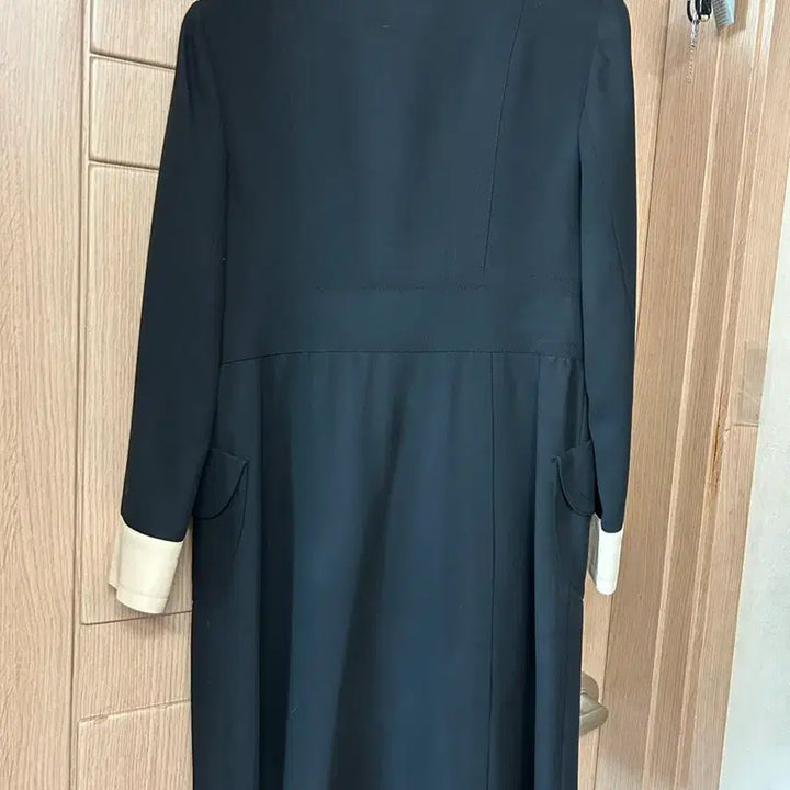[BUNJANG] RENEEVON LONDON Black Dress / RENEEVON LONDON 블랙 원피스 55