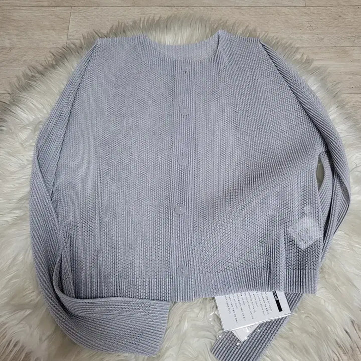 [BUNJANG] Issey Miyake Pleats Please Tatami Cardigan Cool Gray Size 5 / 이세이미야케 플리츠플리즈 가디건 4월 타타미 가디건 쿨그레이 5사이즈