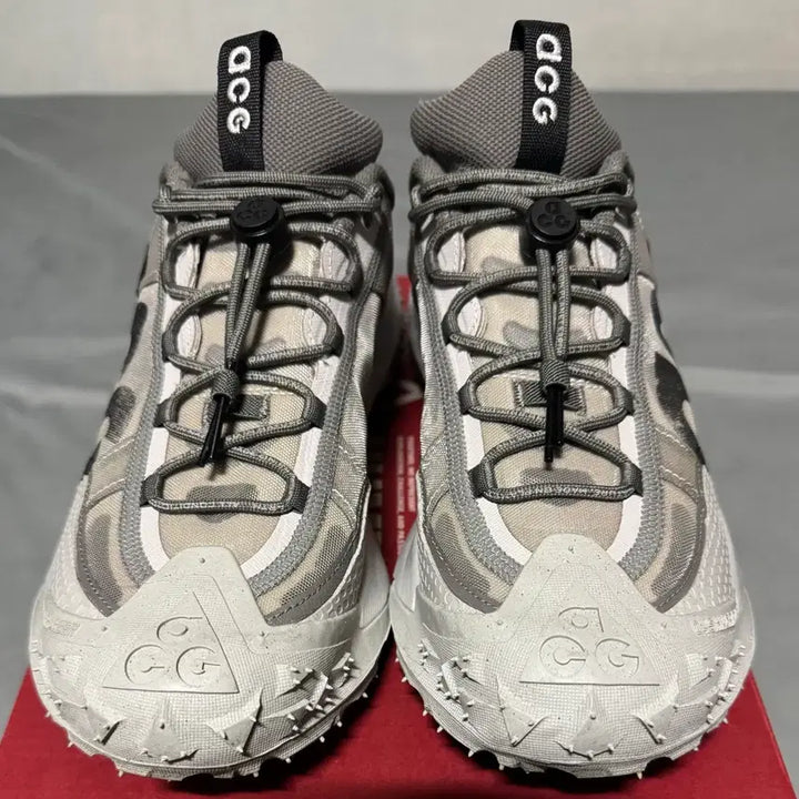 [SOLD OUT] 나이키 ACG 마운틴 플라이 2 로우 라이트 아이언 오어 블랙 275