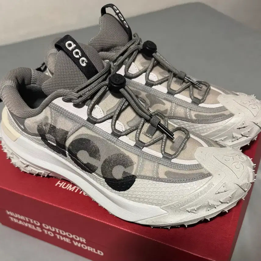 [SOLD OUT] 나이키 ACG 마운틴 플라이 2 로우 라이트 아이언 오어 블랙 275