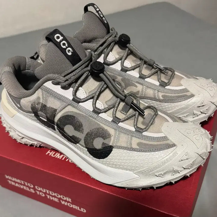 [SOLD OUT] 나이키 ACG 마운틴 플라이 2 로우 라이트 아이언 오어 블랙 275