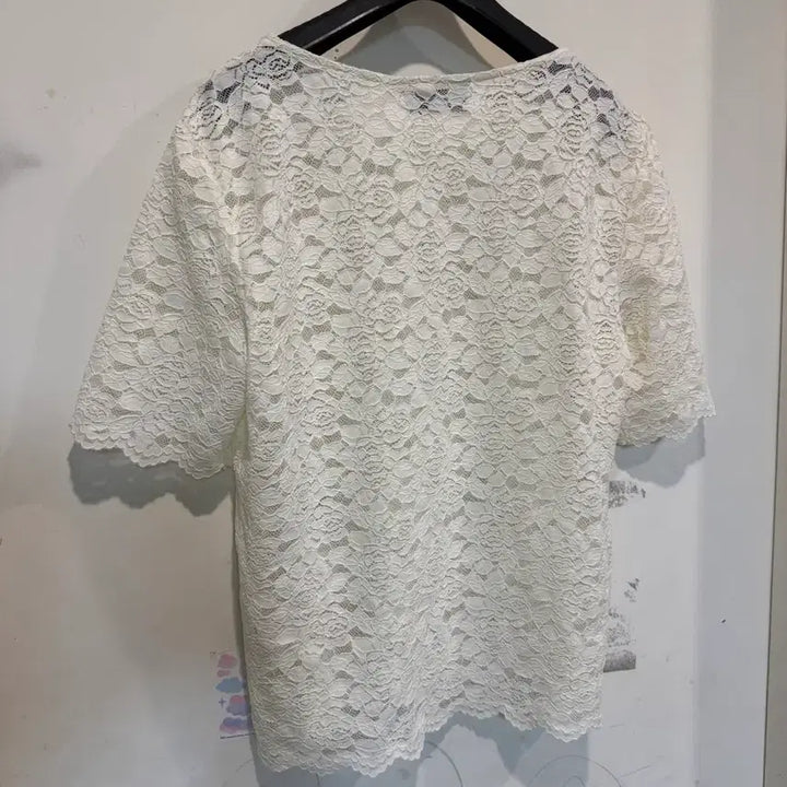 [BUNJANG] New Satin Lace Blouse / 새상품 사틴 레이스 블라우스