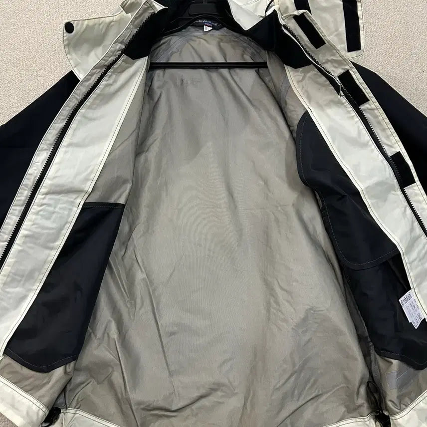 [BUNJANG] Daiwa Gore-Tex Fishing Jacket / (L) 다이와 고프코어 고어텍스 피싱 자켓