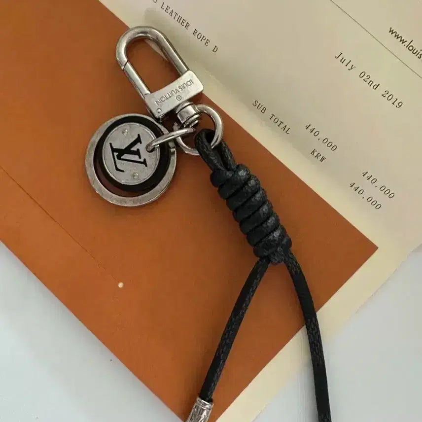 [BUNJANG] Louis Vuitton Black Keyring / 루이비통 키링 블랙