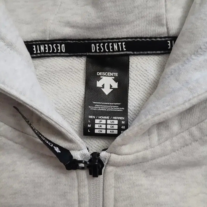 [BUNJANG] Descente Full Zip-up Hoodie Ivory / 데상트 풀집업 후드티 아이보리