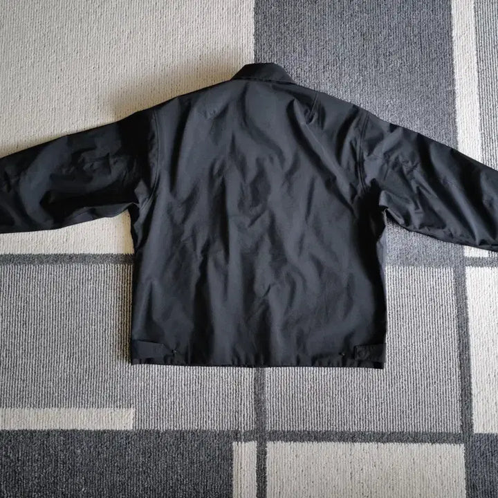 [BUNJANG] Goldwin Gore-Tex 3L Blouson Black Size 4 / Goldwin 골드윈 고어텍스 3L 블루종 블랙 4사이즈