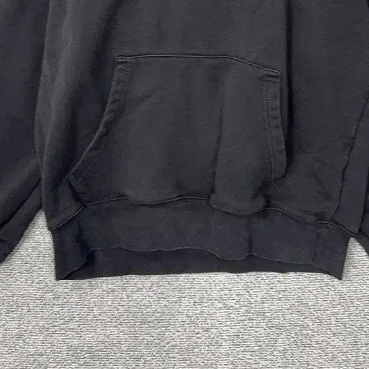 [SOLD OUT] 노매뉴얼 블랙 백프린팅 로고 후드티 L