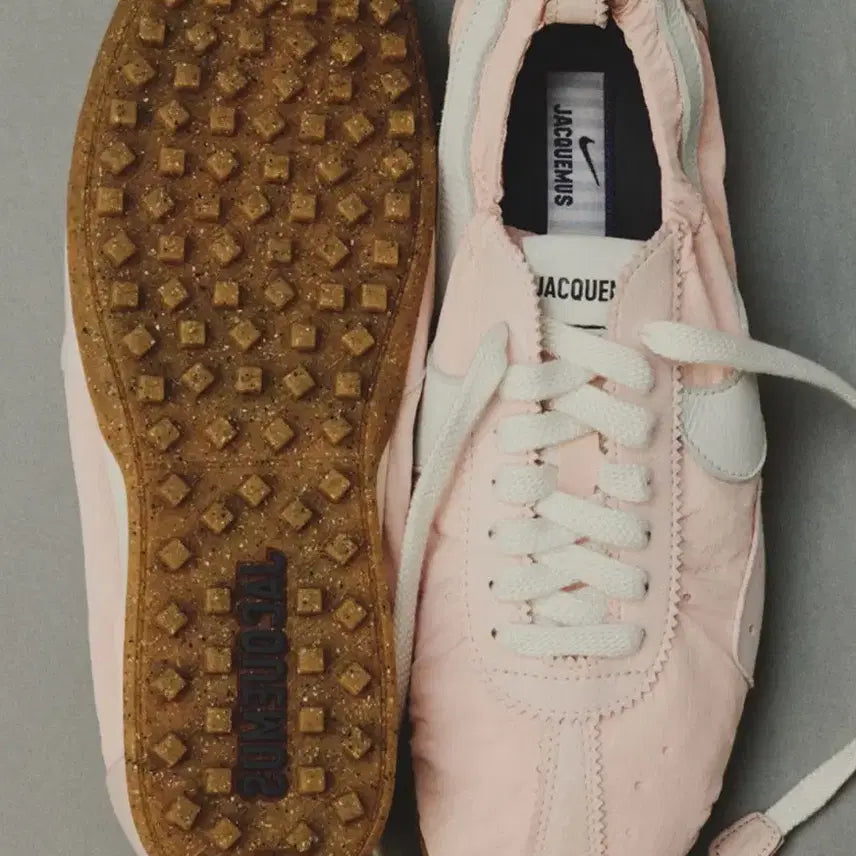 [BUNJANG] Nike Jacquemus Moon Shoe Pink / 나이키 자크뮈스 문슈 핑크
