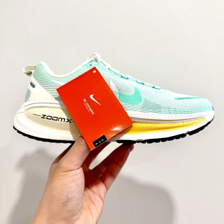 [BUNJANG] Nike Vomero 18 Running Shoes / (235)(새상품)나이키 러닝화 보메로 18 민트