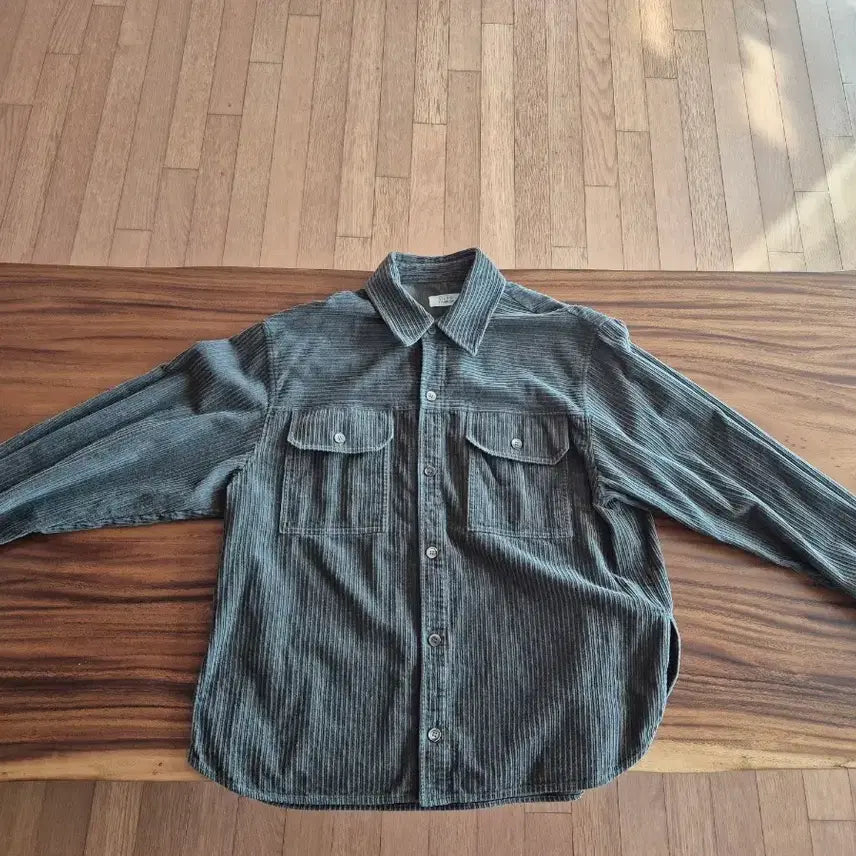 [BUNJANG] Studio Tomboy Corduroy Shirt / 스투디오톰보이 코듀로이 셔츠 팝니다.