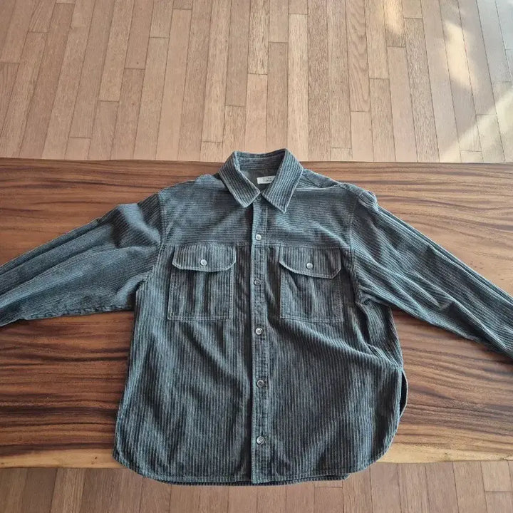 [BUNJANG] Studio Tomboy Corduroy Shirt / 스투디오톰보이 코듀로이 셔츠 팝니다.