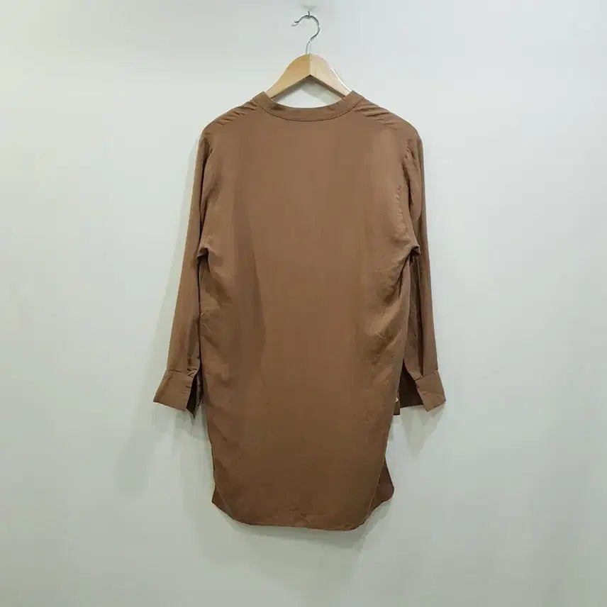 [SOLD OUT] 자라 브이넥 루즈핏 박시 언발 긴팔 롱 블라우스 여L Q339