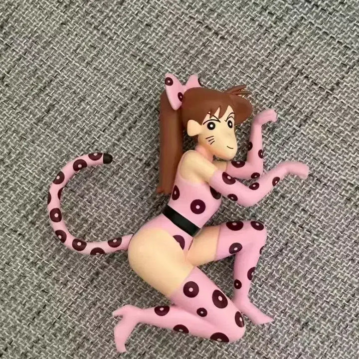[BUNJANG] Crayon Shin-chan Nohara Kindergarten Teacher Cosplay Figure Set / 짱구는 못말려 떡잎유치원 선생님 코스프레 피규어 세트