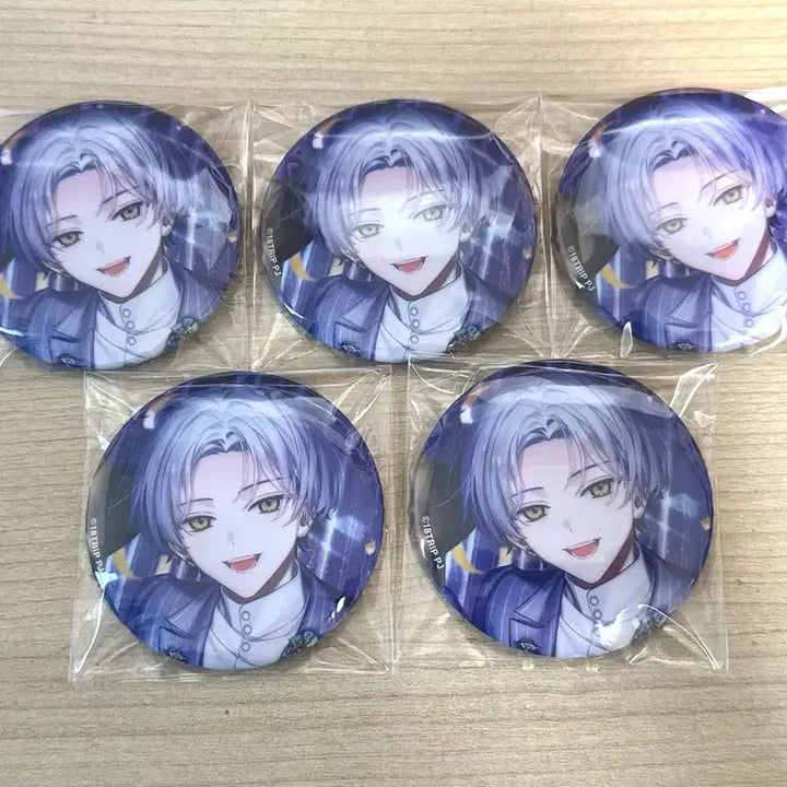 [BUNJANG] Atree Kafka Birthday Can Badge Bundle Set / 에이트리 카프카 생일 캔뱃지 일괄 판매해요!