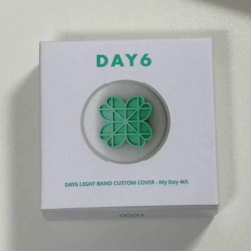 [BUNJANG] DAY6 My Day 4th Gen Made Watch Light Band Custom Cover / 데이식스 마데워치 라이트밴드 커스텀 커버 네잎 4기