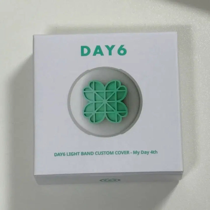 [BUNJANG] DAY6 My Day 4th Gen Made Watch Light Band Custom Cover / 데이식스 마데워치 라이트밴드 커스텀 커버 네잎 4기