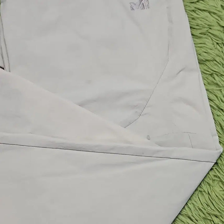 [BUNJANG] MILLET Belted Outdoor Pants (Beige) / [밀레(MILLET)] 벨티드 팬츠 (베이지)