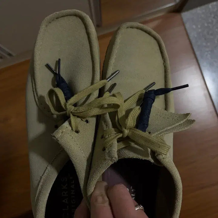 [BUNJANG] Clarks Wallabee Maple Suede Shoes (275) / 클락스 왈라비 275