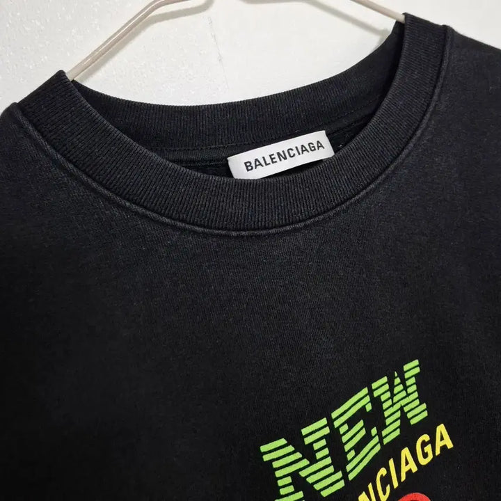 [BUNJANG] Balenciaga New Logo Sweatshirt M / (정품) 발렌시아가 뉴로고 맨투맨 M