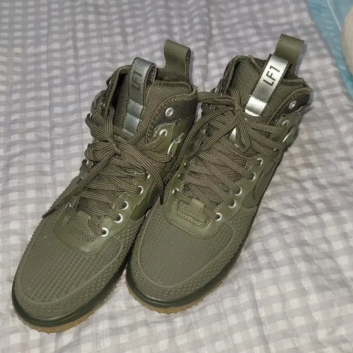 [BUNJANG] Nike LF1 Olive Sneakers / 나이키 LF1 올리브 스니커즈