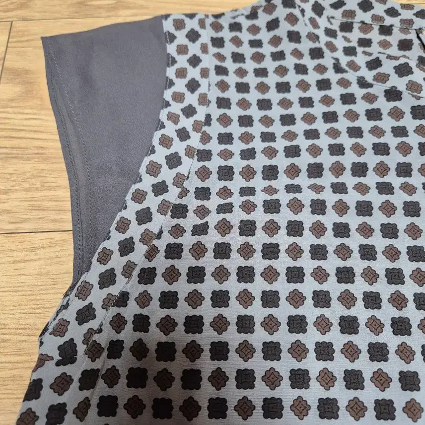[BUNJANG] Brunello Cucinelli Patterned Short-Sleeve Blouse / (55~66) 브루넬로 쿠치넬리 패턴 반팔 블라우스