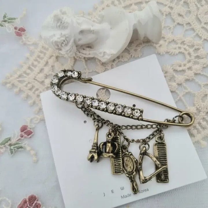 [BUNJANG] Vintage Cubic Zirconia Safety Pin Brooch / 큐빅 앤틱 빈티지 안전핀 브로치(새상품)