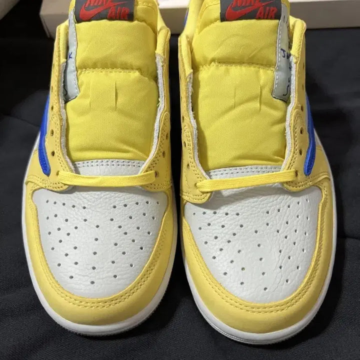 [BUNJANG] Nike Travis Scott Jordan 1 Low Canary - 255 / 조던 1 로우 트래비스 스캇 카나리 - 255