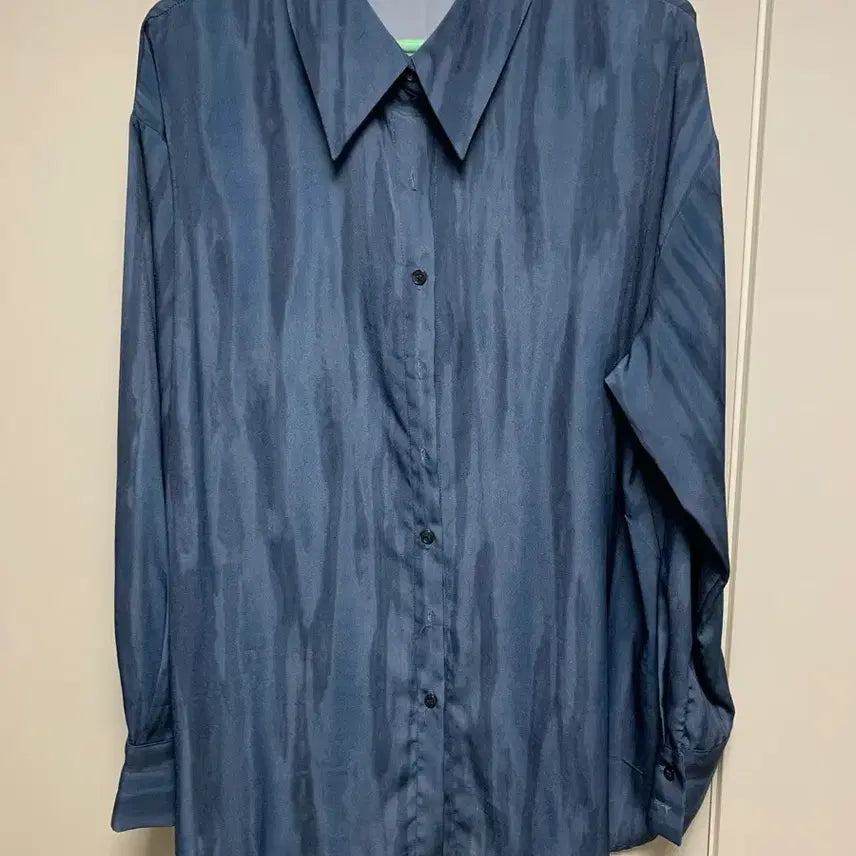 [BUNJANG] Mnem Watercolor Shirt Blouse - Blue / [므넴] 워터컬러 셔츠 블라우스 블루