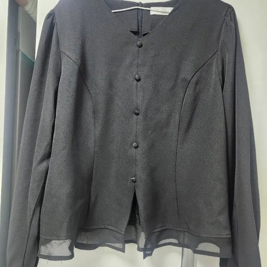 [BUNJANG] Romi Story Black Blouse / 새상품급)))  로미스토리  블랙  블라우스
