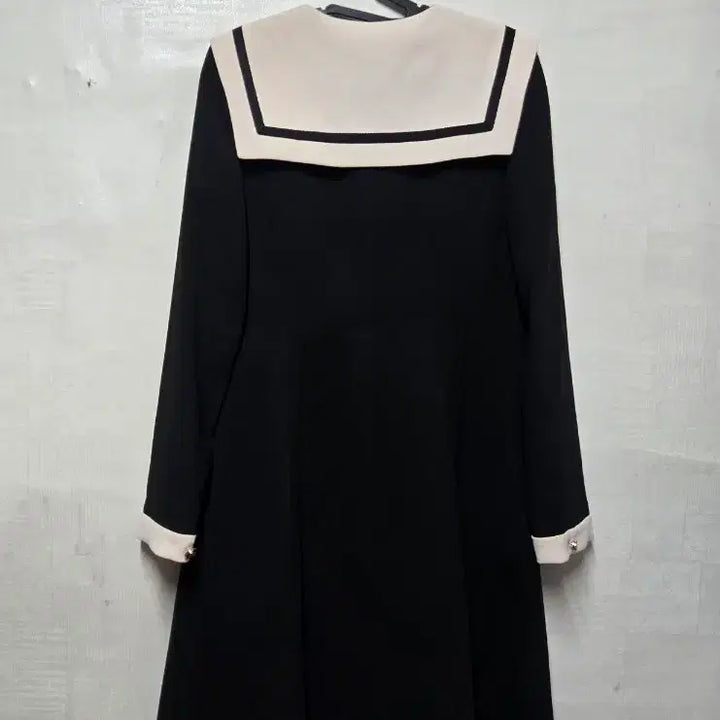 [SOLD OUT] SATIN 세일러카라 배색 원피스 55