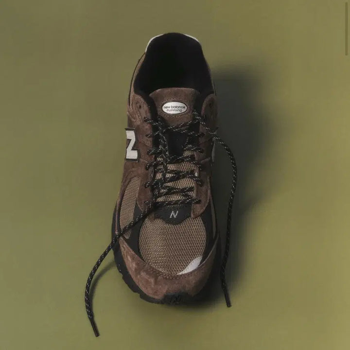 [BUNJANG] New Balance U2002RAB Brown Sneakers / 240 뉴발란스 U2002RAB 브라운