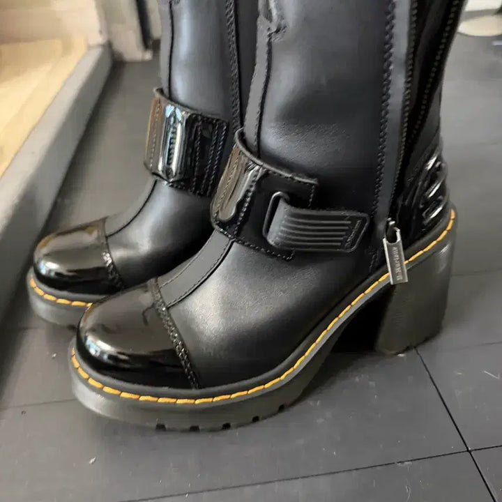 [BUNJANG] Dr. Martens Gaya Chelsea Boots Black / 닥터마틴 가야 첼시 부츠 240 블랙 두번신음