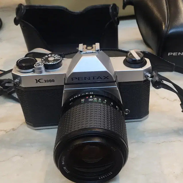 [BUNJANG] Pentax K1000 35-70mm Film Camera Set / 펜탁스 K1000 필름카메라 + 35-70mm 렌즈 가죽케이스