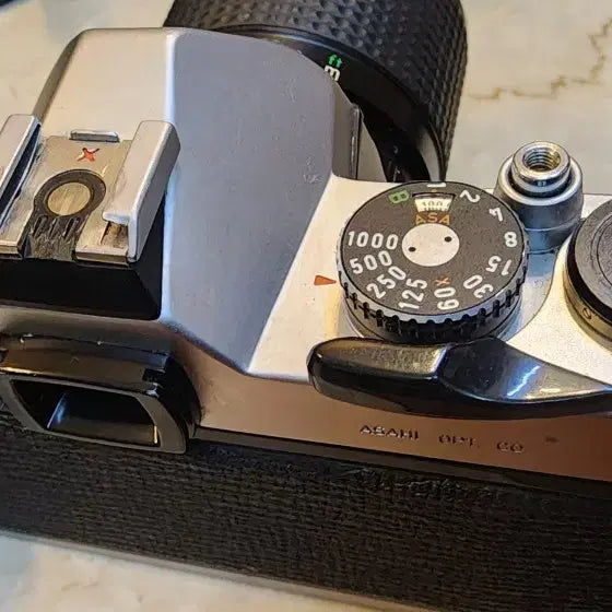[BUNJANG] Pentax K1000 35-70mm Film Camera Set / 펜탁스 K1000 필름카메라 + 35-70mm 렌즈 가죽케이스