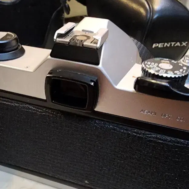 [BUNJANG] Pentax K1000 35-70mm Film Camera Set / 펜탁스 K1000 필름카메라 + 35-70mm 렌즈 가죽케이스