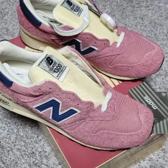 [BUNJANG] New Balance Aimé Leon Dore 1300 Dusty Pink Sneakers / 뉴발란스 1300 에임레온도르 더스티 핑크 295