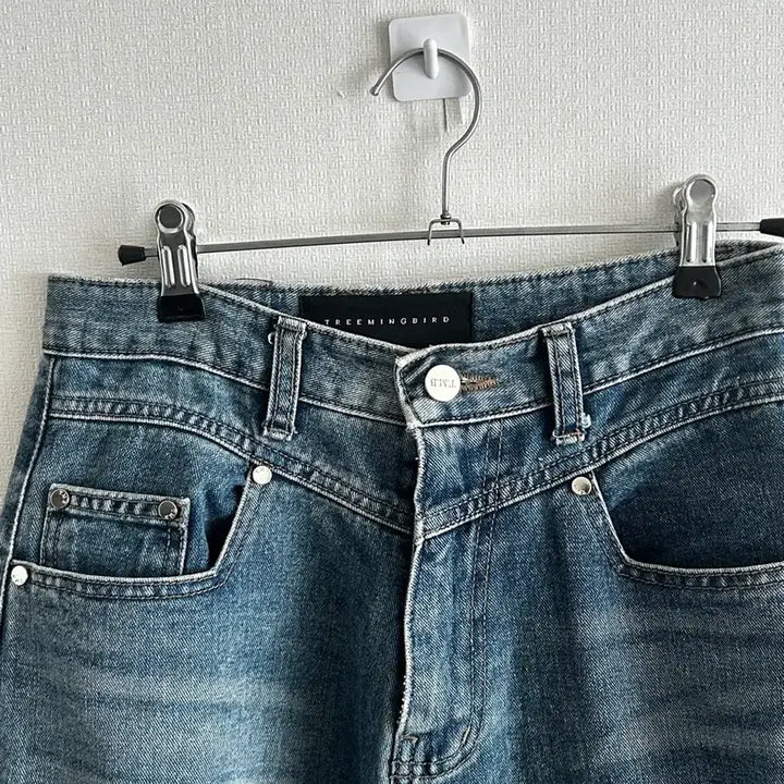 [BUNJANG] Trimming Bird Yoke Balloon Denim Pants / 트리밍버드 요크 벌룬 데님 팬츠