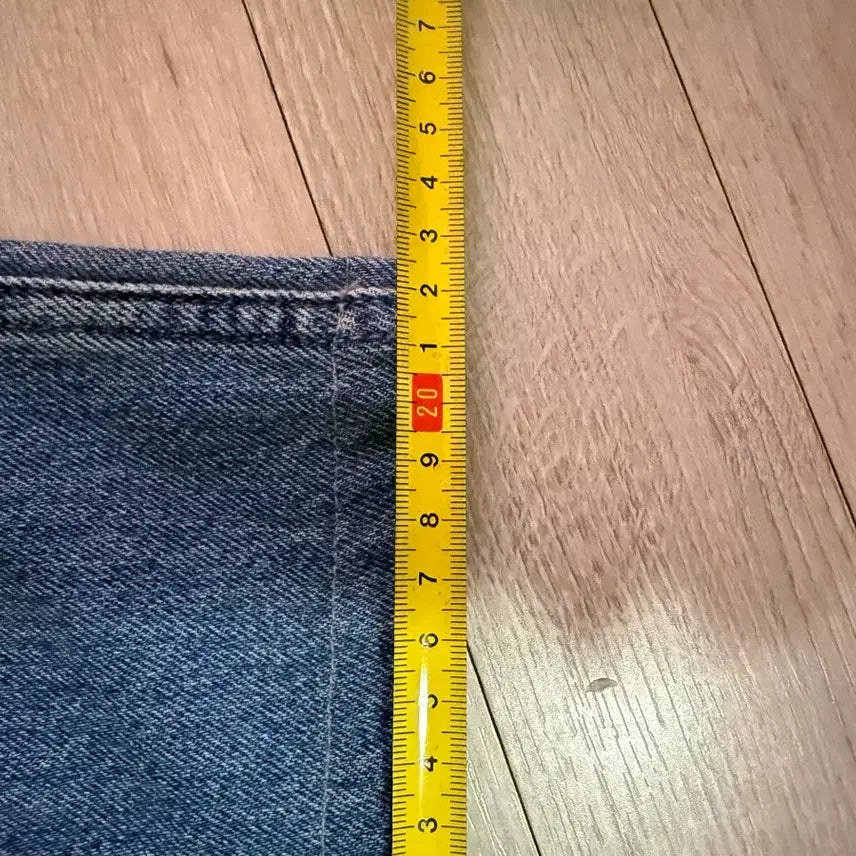 [SOLD OUT] 유니클로 와이드스트레이트 진