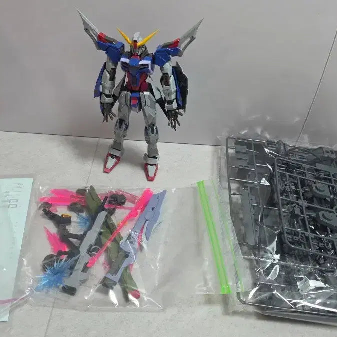 [BUNJANG] Zero Gravity MG Destiny Gundam Assembled Model Kit / mg데스티니 건담 Zero Gravity 프라모델 순조