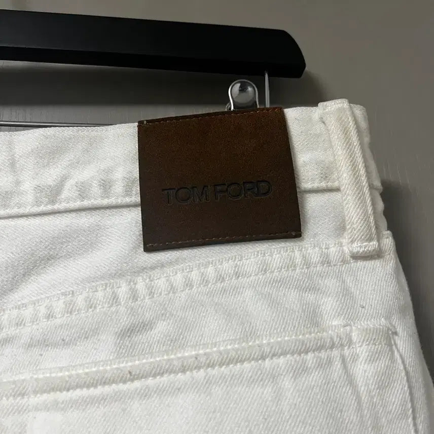 [BUNJANG] Tom Ford White Selvedge Denim Pants 32 / 톰포드 화이트 셀비지 데님 팬츠 32