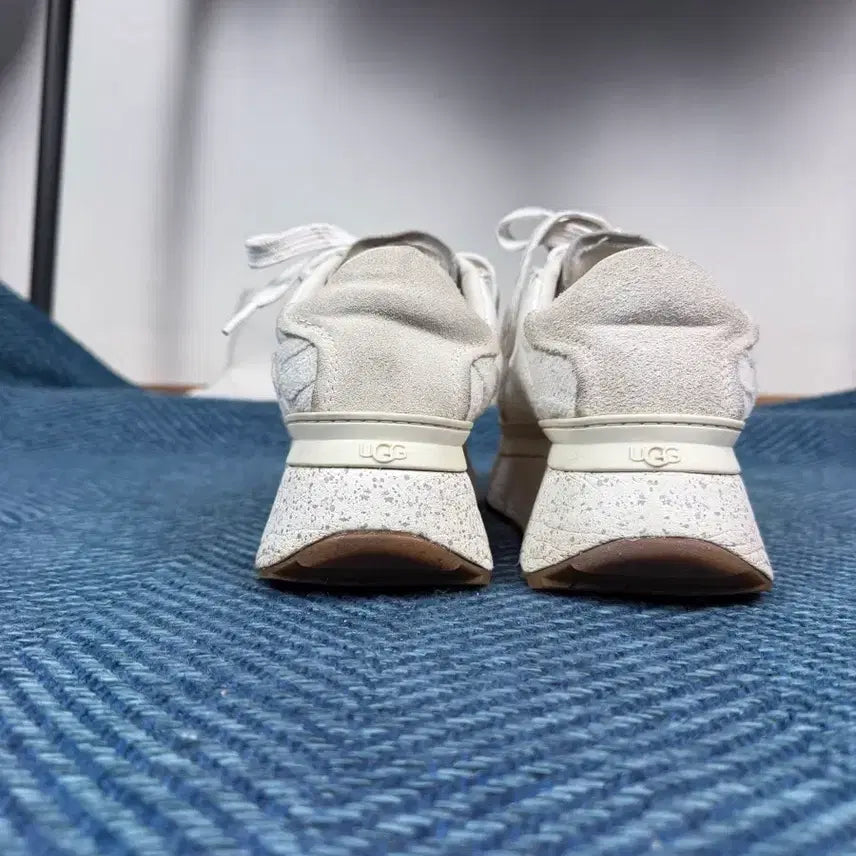[BUNJANG] UGG Marin Lace Logo Platform Sneakers (250mm) / 어그(UGG) 마린 레이스 로고 플랫폼 스니커즈 (250mm)