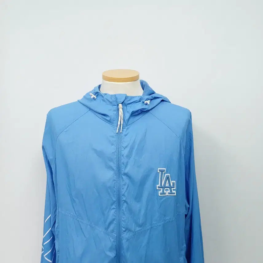 [BUNJANG] MLB Lightweight Windbreaker Jacket (95) / MLB 경량 바람막이 자켓 95