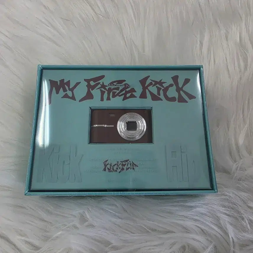 [BUNJANG] Kickflip My First Kick Limited Edition Digital Camera Album / kickflip 킥플립 my first kick 한정반 디카 미니 디지털